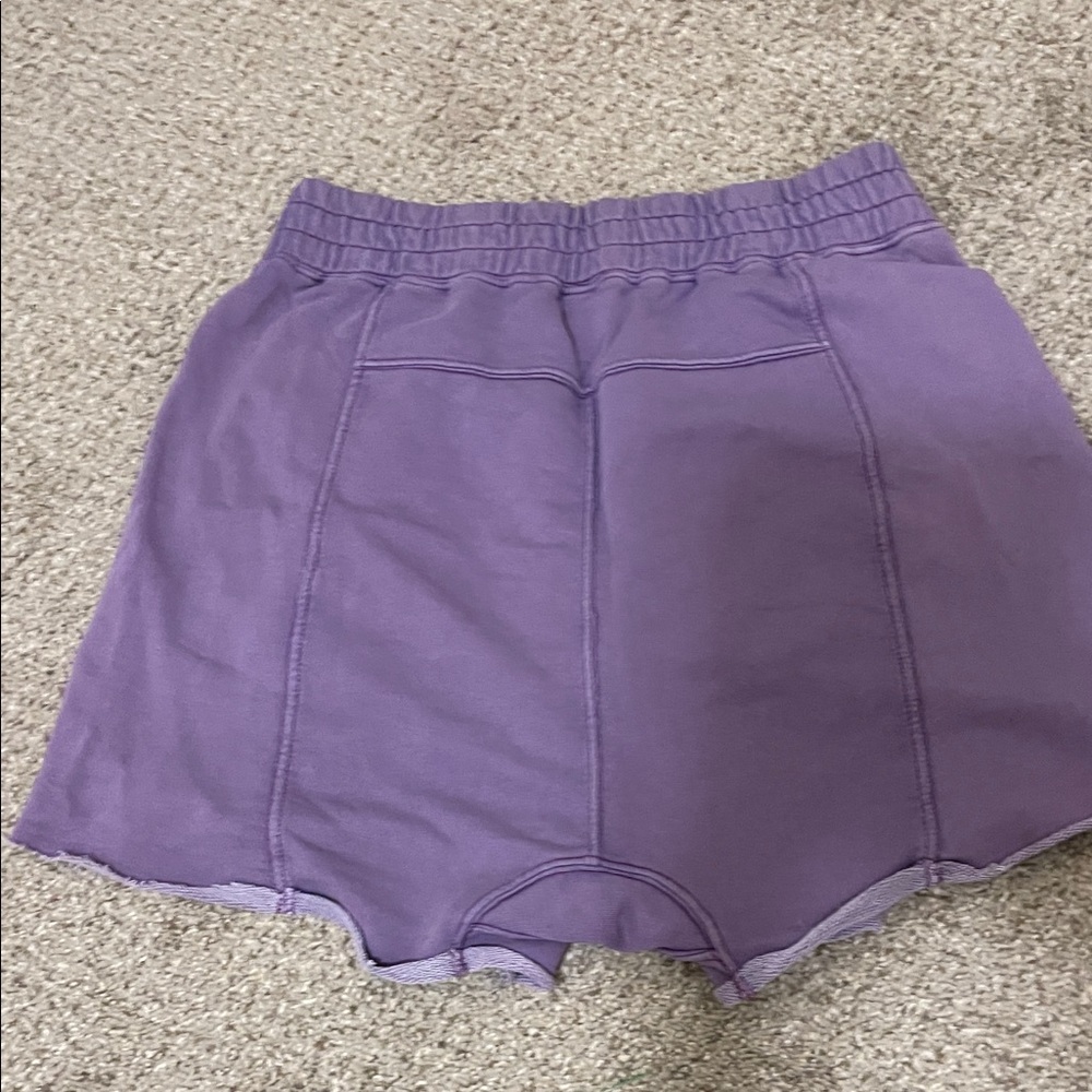 EUC! Free People/Free People Movement Lavender Athletic Shorts, Size XL - Picture 5 of 6